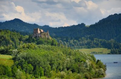 Widok na Zamek Czorsztyn